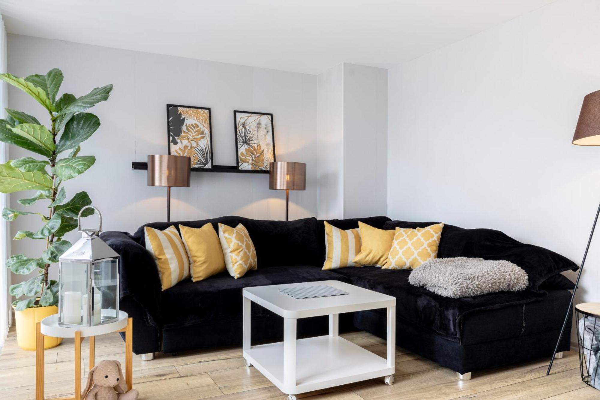 Design Maisonette - 24H Self-Check-In - Bis 7 Pers - In Direkter Weihernaehe - Parkplatz - Wifi - Balkon -Terrasse - Radwege Schiffweiler Dış mekan fotoğraf