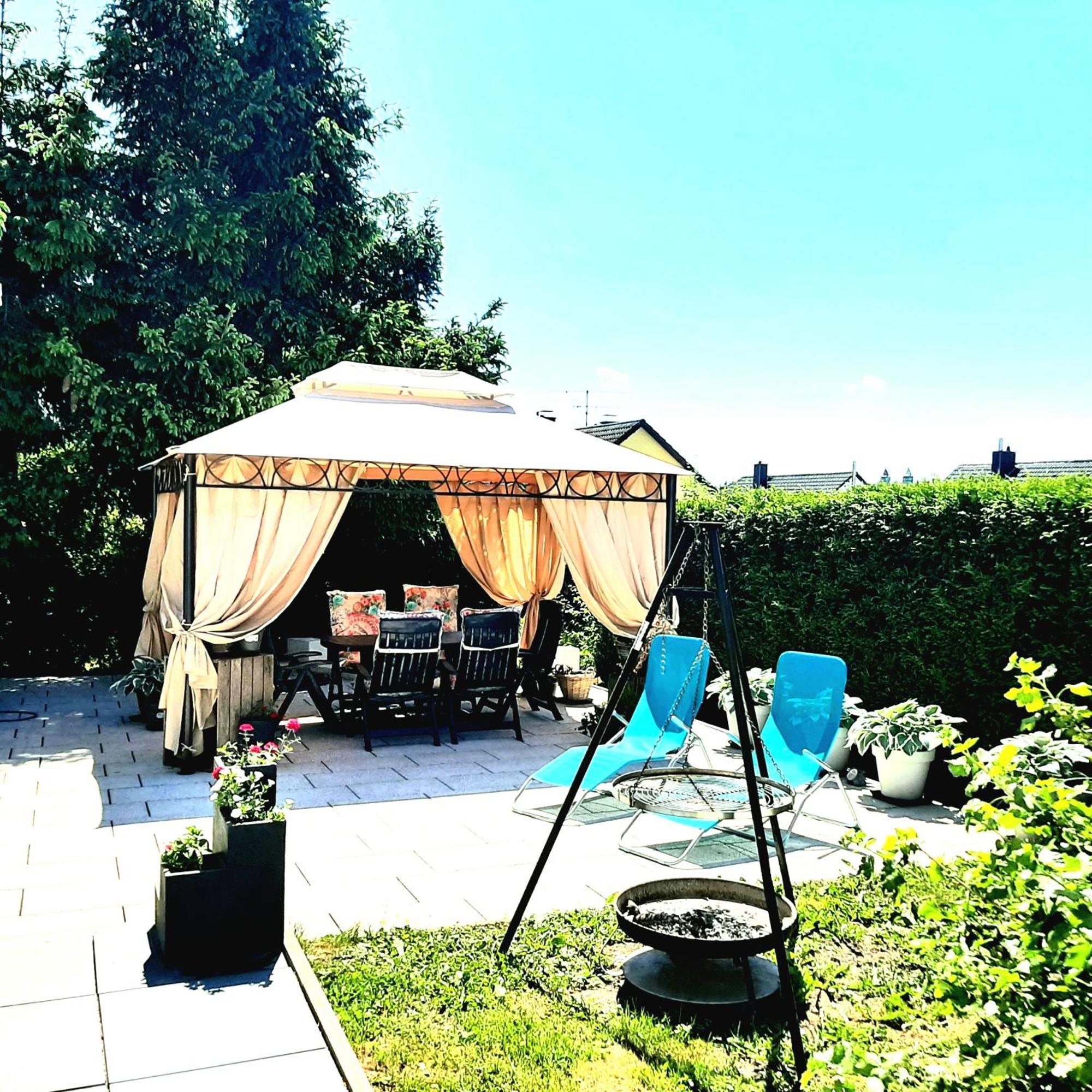 Design Maisonette - 24H Self-Check-In - Bis 7 Pers - In Direkter Weihernaehe - Parkplatz - Wifi - Balkon -Terrasse - Radwege Schiffweiler Dış mekan fotoğraf